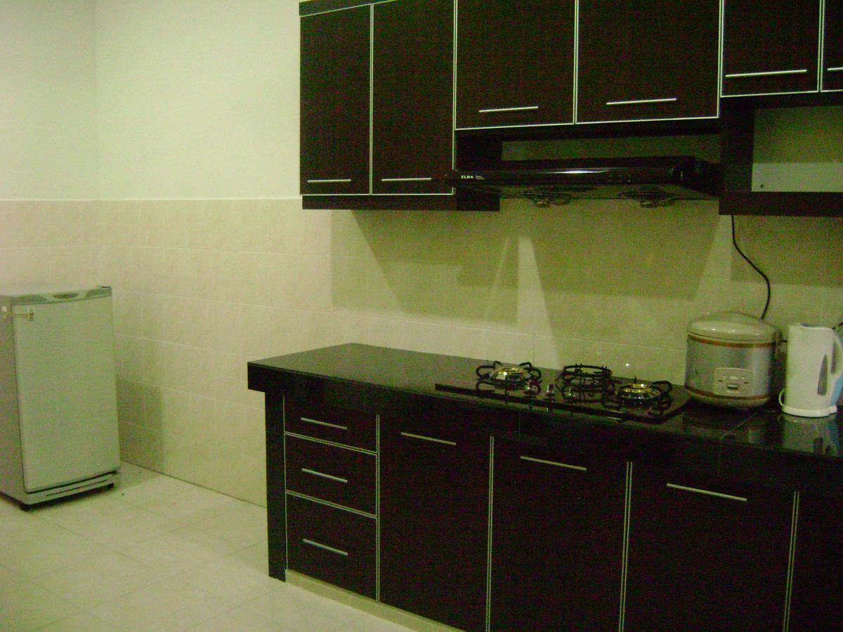 Homestay Amsyarah Seri Iskandar Ngoại thất bức ảnh